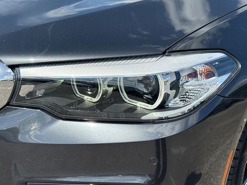 Used 2018 BMW 540i image 9