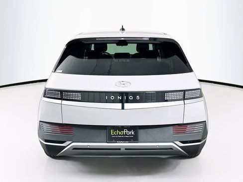 Used 2024 Hyundai Ioniq 5 SE image 7