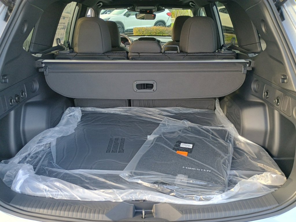 New 2026 Subaru Forester Premium AWD/4WD image 18