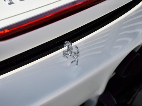 Used 2022 Ferrari SF90 Stradale image 14