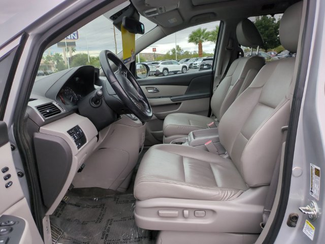 Used 2015 Honda Odyssey Touring image 16