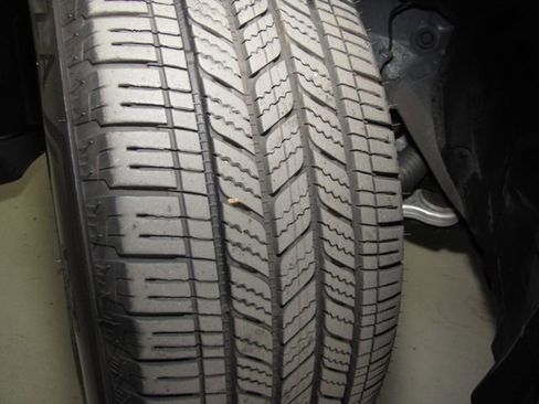 Used 2025 Nissan Rogue S FWD image 26