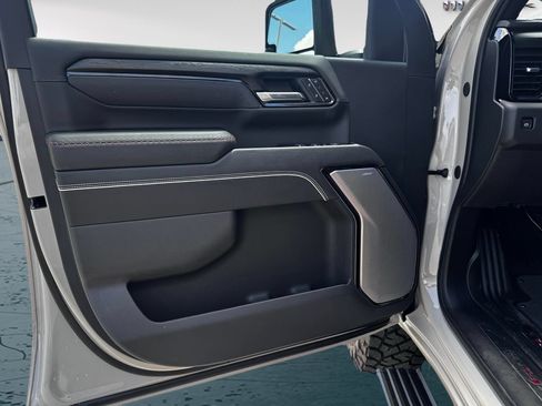 New 2026 GMC Sierra 2500 AT4X AWD/4WD image 9