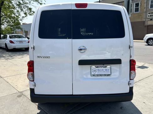 Used 2019 Nissan NV200 S image 6