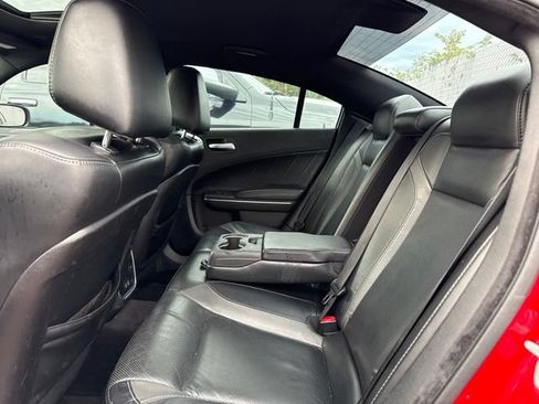 Used 2017 Dodge Charger SXT w/ Plus Group RWD image 11