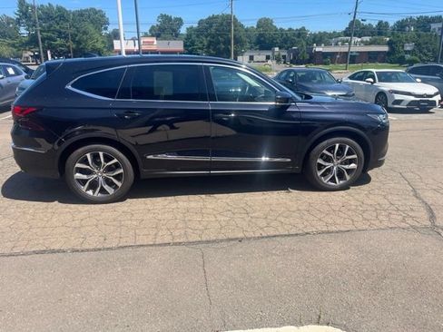 Used 2023 Acura MDX SH-AWD w/ Technology Package image 17