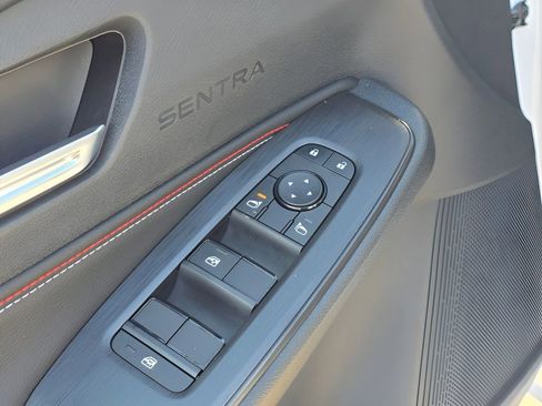New 2026 Nissan Sentra SR w/ Floor Mat Package FWD image 15