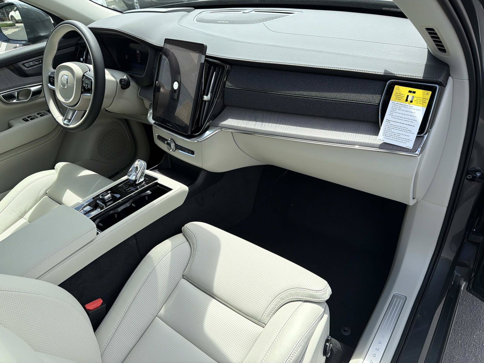 New 2027 Volvo XC90 B6 Ultra AWD/4WD image 22