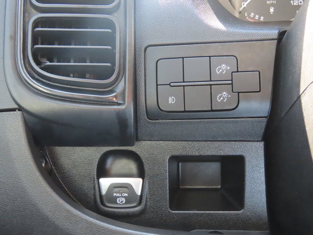 Used 2025 RAM ProMaster 2500 w/ Convenience Group FWD image 50