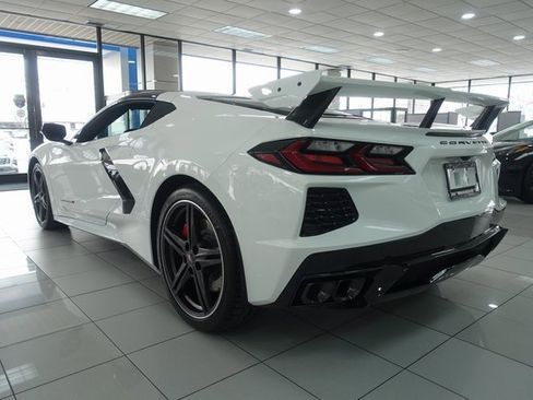 Used 2024 Chevrolet Corvette Stingray Preferred Cpe w/ Z51 Performance Package image 5