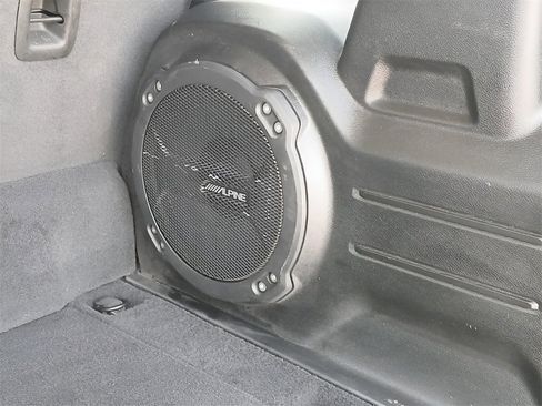 Certified 2022 Jeep Wrangler Unlimited Sahara w/ Cold Weather Group image 25