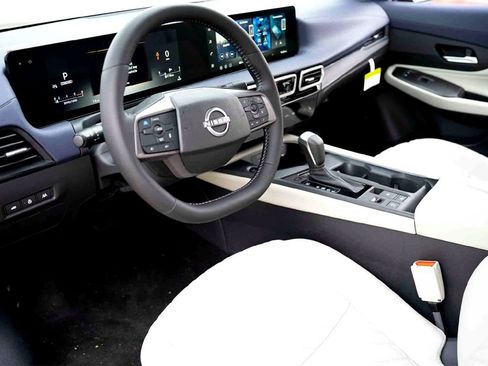 New 2026 Nissan Sentra SL image 10