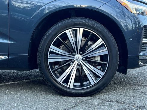 Used 2022 Volvo XC60 B6 Inscription w/ Advanced Package image 14