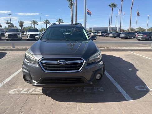 Used 2018 Subaru Outback 2.5i Limited AWD/4WD image 2