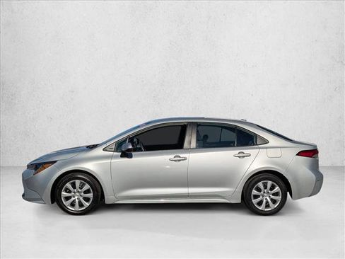 Used 2023 Toyota Corolla LE image 8