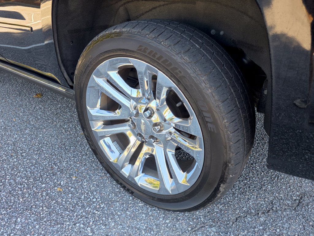 Used 2019 Chevrolet Tahoe Premier w/ Premier Plus Edition AWD/4WD image 32