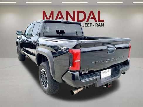 Used 2024 Toyota Tacoma TRD Off-Road AWD/4WD image 7