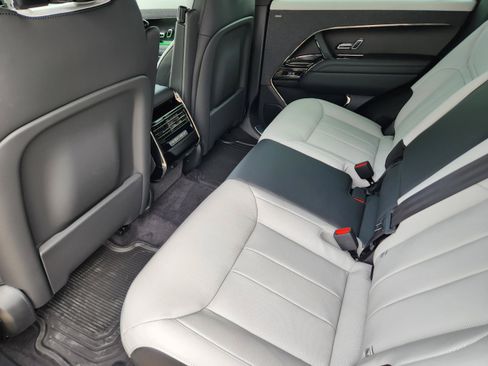 New 2026 Land Rover Range Rover Sport Dynamic SE AWD/4WD image 32