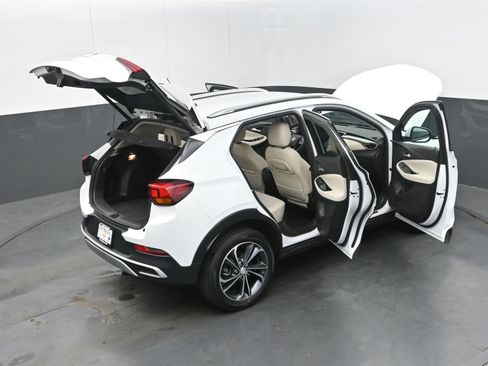 Used 2023 Buick Encore GX Select image 42