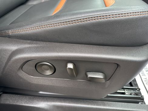 Used 2024 GMC Sierra 1500 AT4 w/ Technology Package image 38