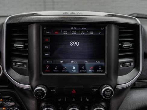 Used 2019 RAM 1500 Big Horn AWD/4WD image 12