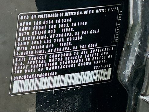 Used 2023 Volkswagen Tiguan SE R-Line image 31