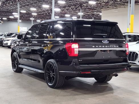 Used 2022 Ford Expedition XLT image 11