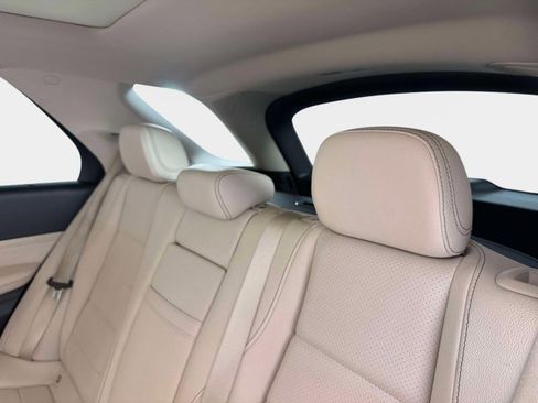 Used 2025 Mercedes-Benz GLC 350e 4MATIC image 28