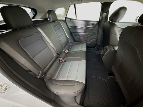 New 2026 Chevrolet Trax LT w/ Driver Confidence Package FWD image 24