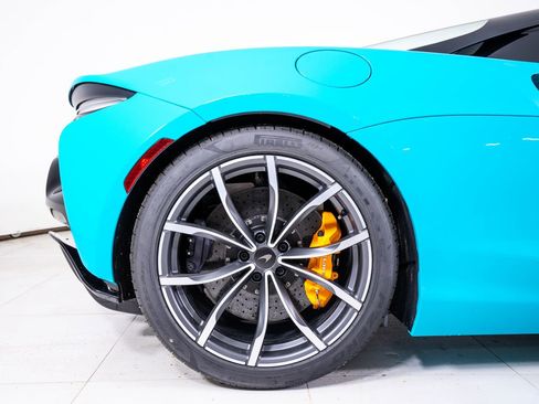 New 2026 McLaren Artura Spider RWD image 17