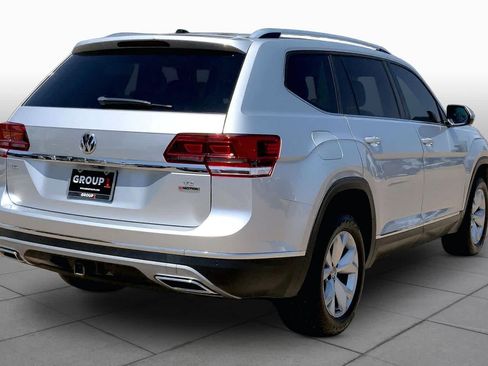 Used 2018 Volkswagen Atlas SEL AWD/4WD image 12