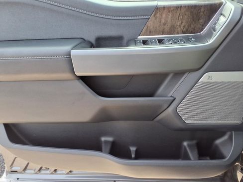 New 2025 Ford F450 Lariat w/ Lariat Ultimate Package AWD/4WD image 23