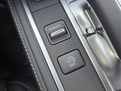 Used 2025 INFINITI QX60 Luxe image 22