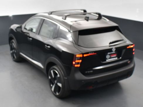 New 2026 Nissan Kicks SR FWD image 49