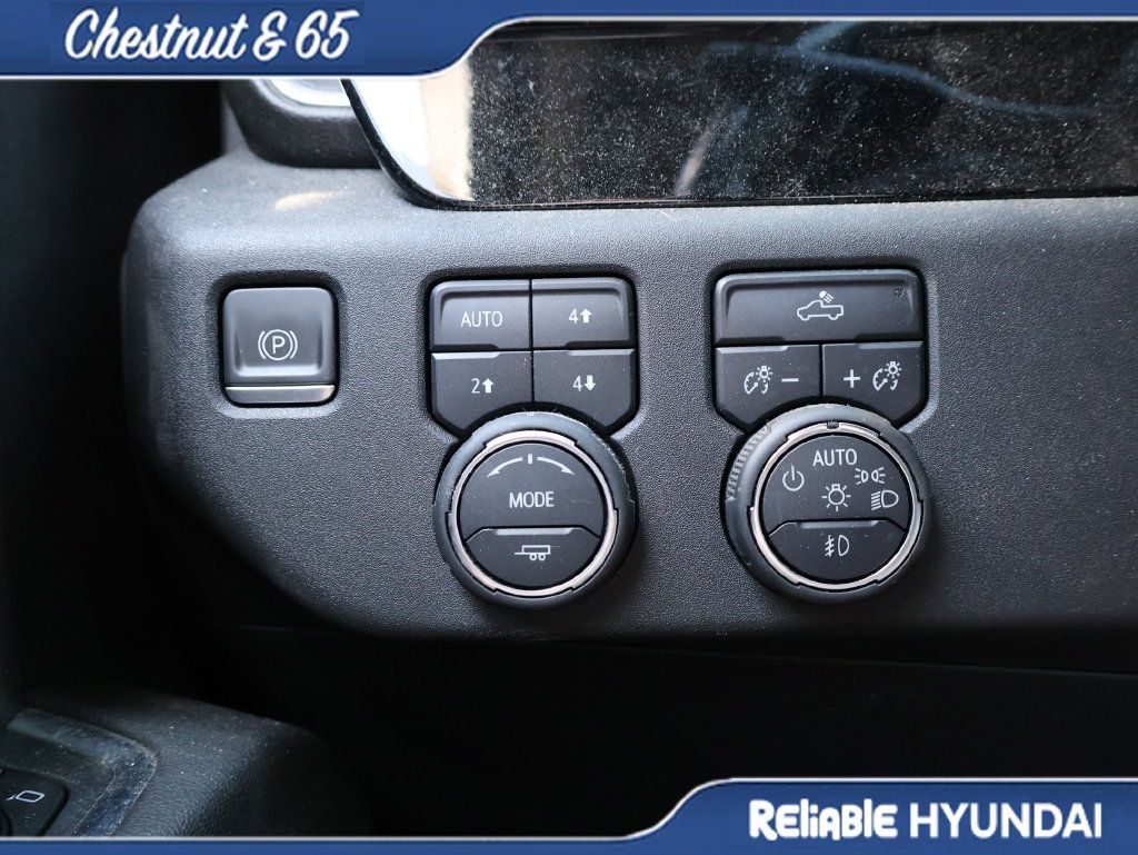 Used 2022 Chevrolet Silverado 1500 RST AWD/4WD image 30