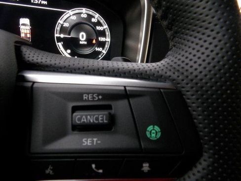 New 2025 Mitsubishi Outlander SEL image 32