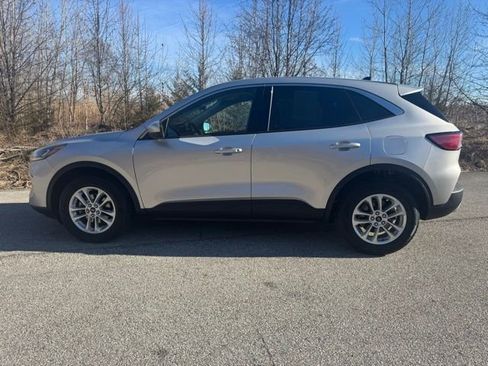 Used 2020 Ford Escape SE AWD/4WD image 8