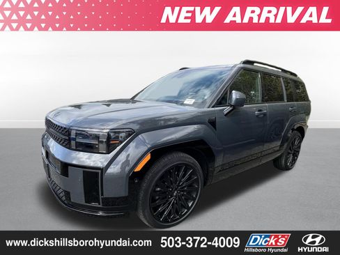 Used 2025 Hyundai Santa Fe Calligraphy image 2