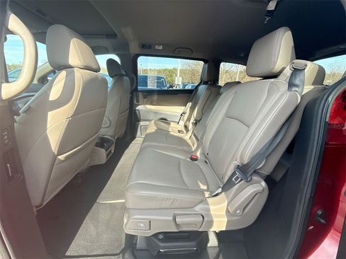 Used 2023 Honda Odyssey EX-L image 24