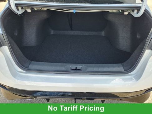 New 2026 Nissan Sentra SR w/ Floor Mat Package FWD image 21