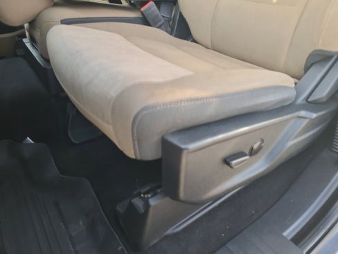 Used 2023 Ford F150 XLT image 13