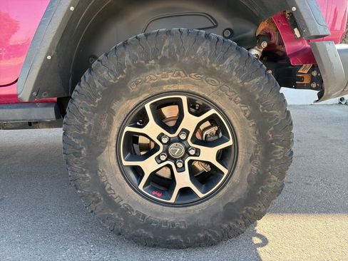 Used 2021 Jeep Wrangler Unlimited Rubicon image 24