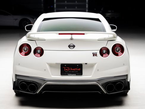 Used 2019 Nissan GT-R Premium AWD/4WD image 26