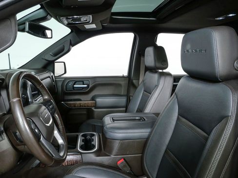 Used 2021 GMC Sierra 1500 Denali w/ Driver Alert Package II AWD/4WD image 4