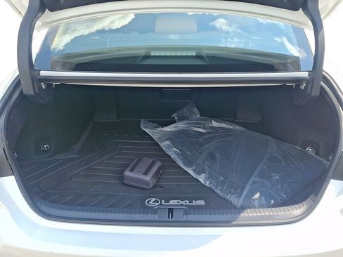 Used 2025 Lexus ES 350 w/ Premium Package FWD image 28