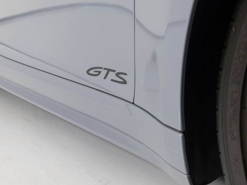 Certified 2023 Porsche 911 Targa 4 GTS AWD/4WD image 40