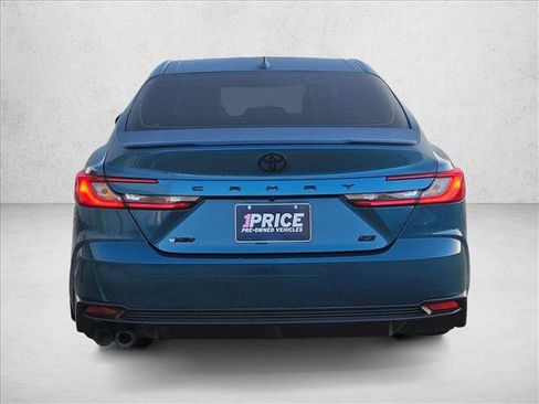 Used 2025 Toyota Camry SE w/ Convenience Package FWD image 7