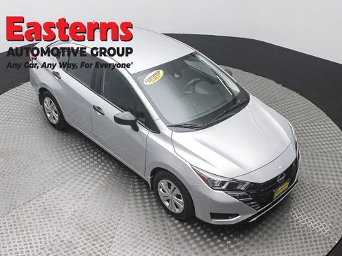Used 2024 Nissan Versa S w/ Trunk Package FWD image 3