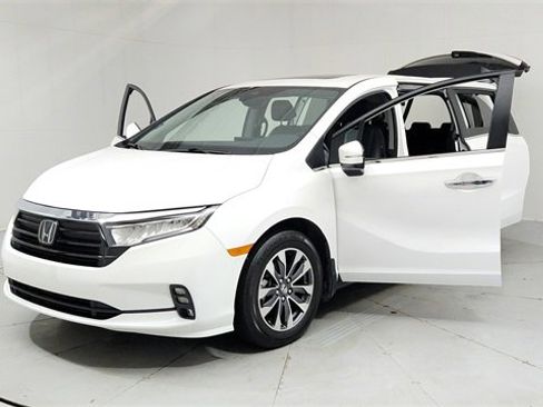 Used 2024 Honda Odyssey EX-L image 9