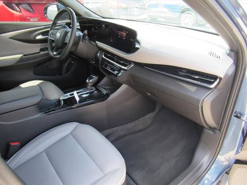 Used 2024 Buick Envista Avenir FWD image 10